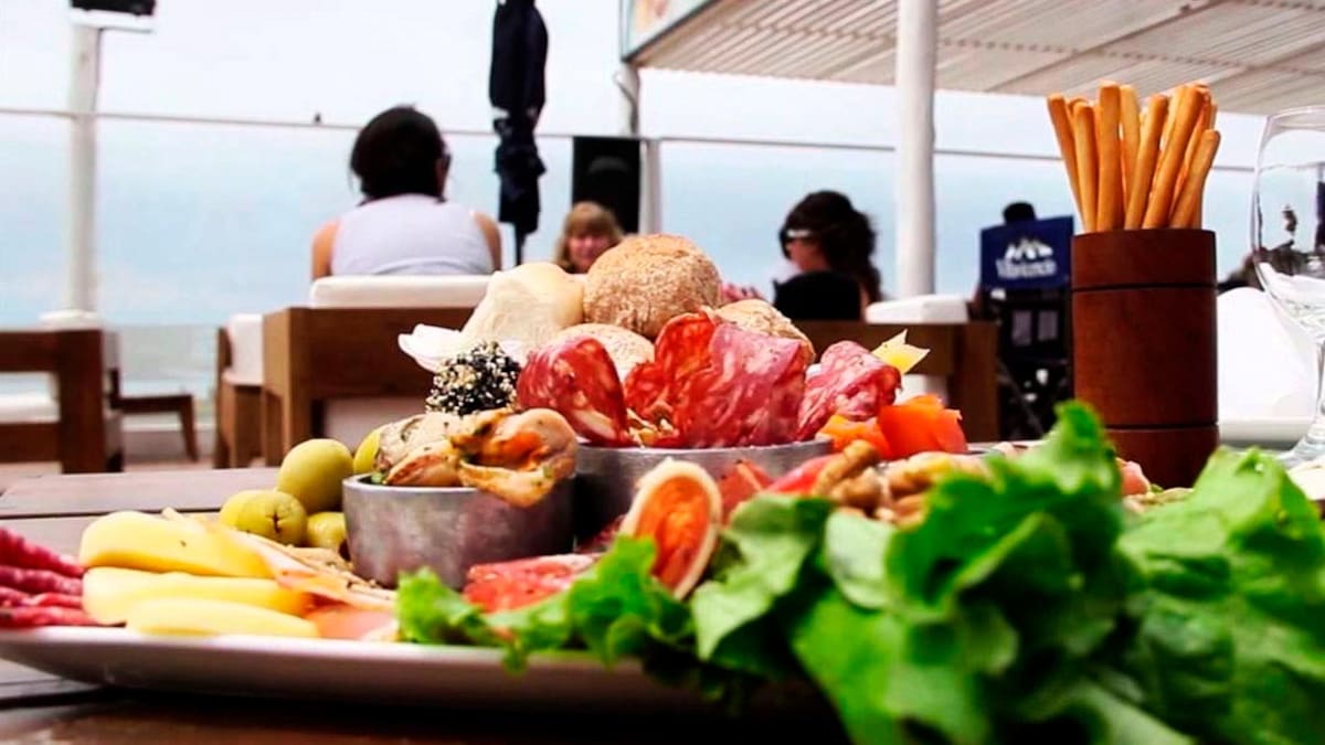 Cantina El Náutico.