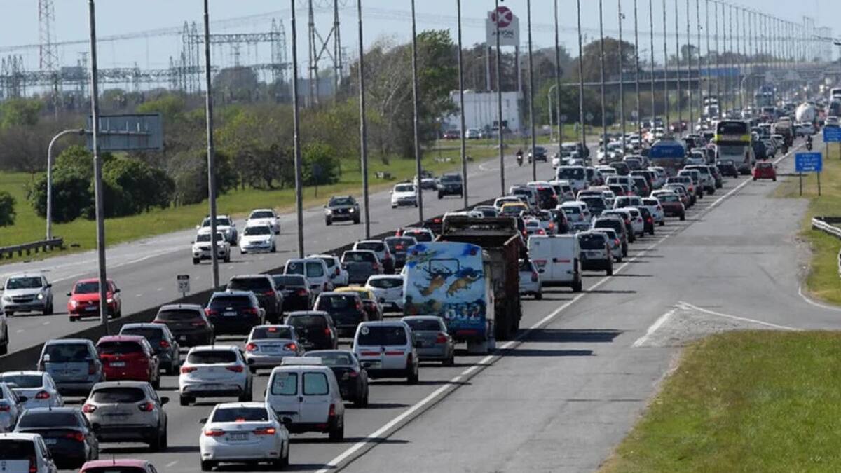 Caos de tránsito. Foto: NA.