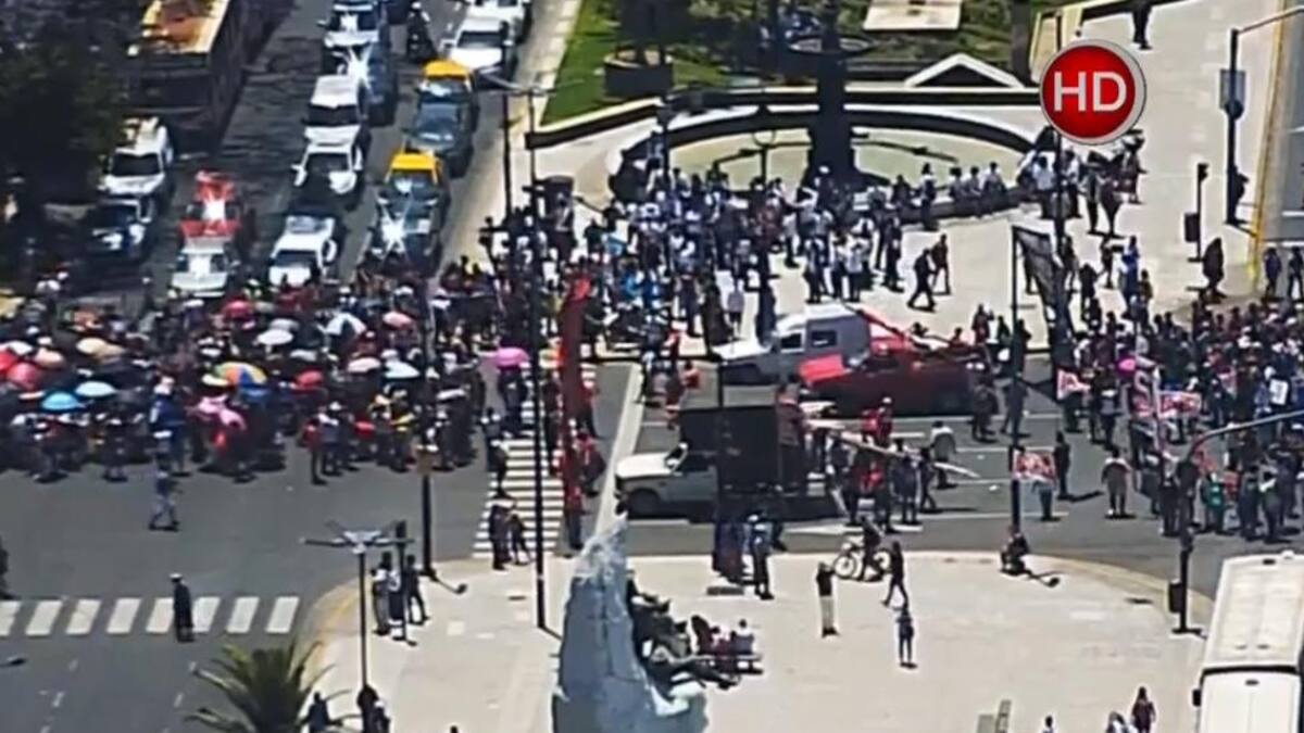 Caos en la avenida 9 de Julio por marchas