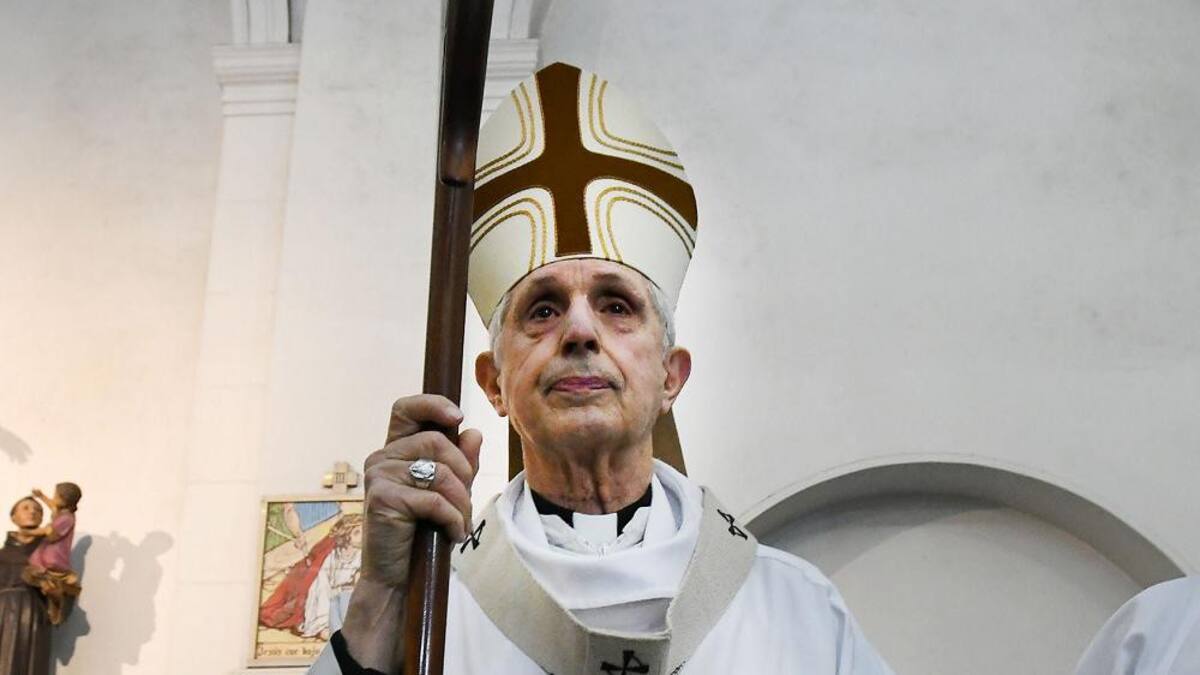 Cardenal Mario Poli, Iglesia, Foto NA