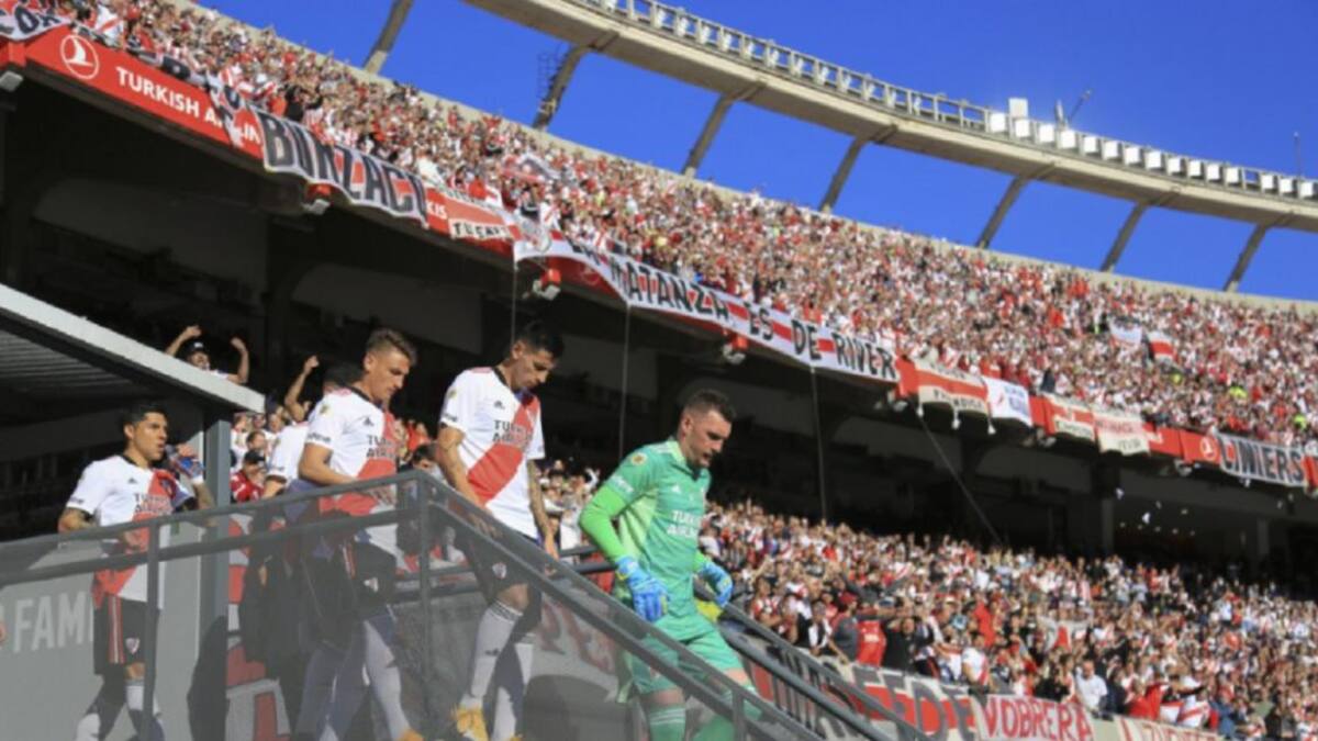 Carla Vizzotti ratificó que sigue el 50% de aforo en las canchas hasta noviembre