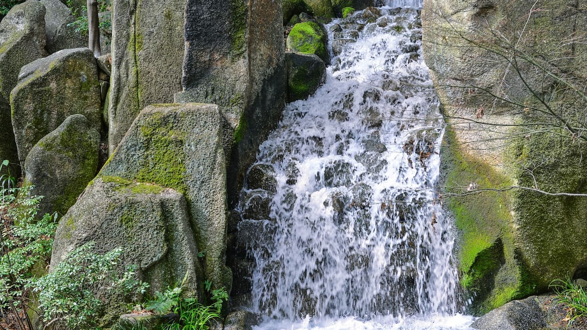 Cascadas escondidas y senderos secretos: el rincón cordobés perfecto para desconectar el fin de semana largo