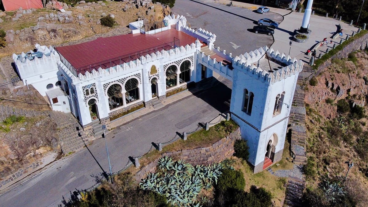 De túneles ocultos a hoteles de lujo: los espectaculares castillos bonaerenses que se pueden visitar en vacaciones de invierno