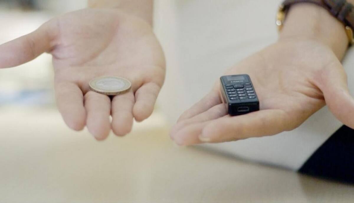 Celular más pequeño