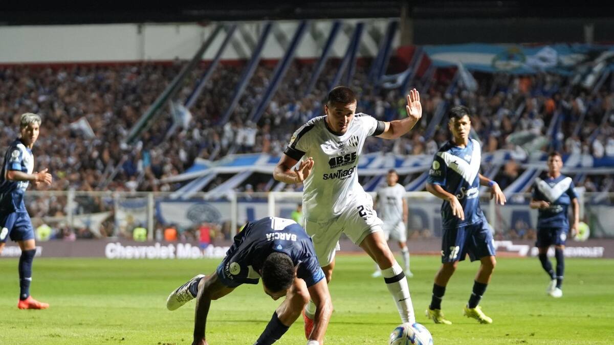 Central Córdoba ante Vélez en la Copa Argentina 2024. Foto: X CentralCórdoba.
