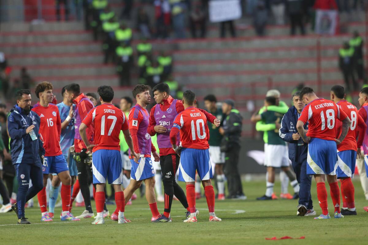 Chile quedó afuera del Mundial por tercera vez consecutiva. Foto: EFE (Esteban Biba)