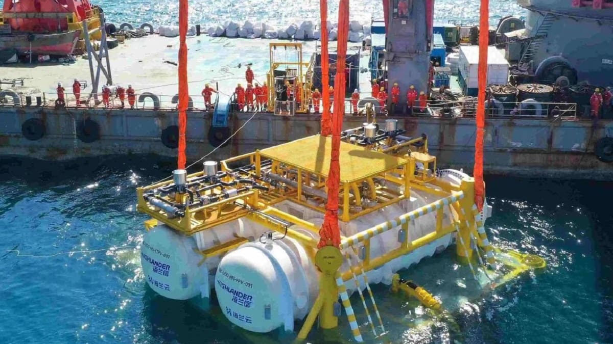 Megaproyecto de China bajo el mar: construyó un centro de datos submarino que consume menos energía y tiene 2.000 servidores