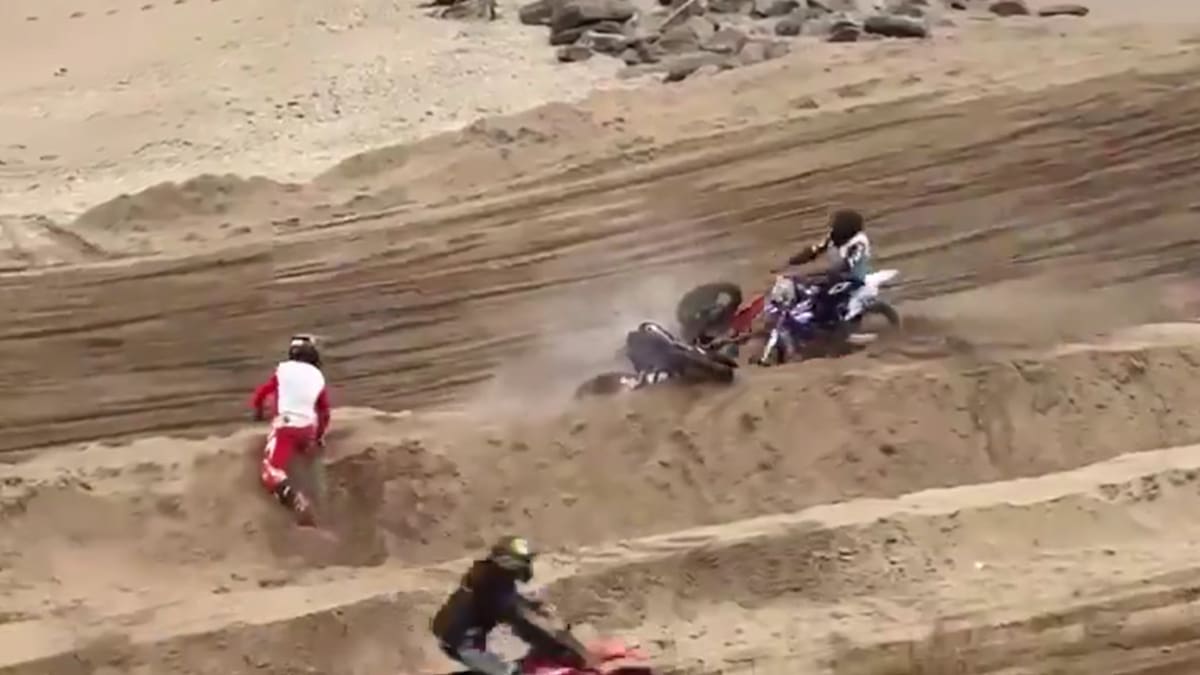Choque en el Enduro de Invierno. Foto: captura video X/10noticiasmdq.