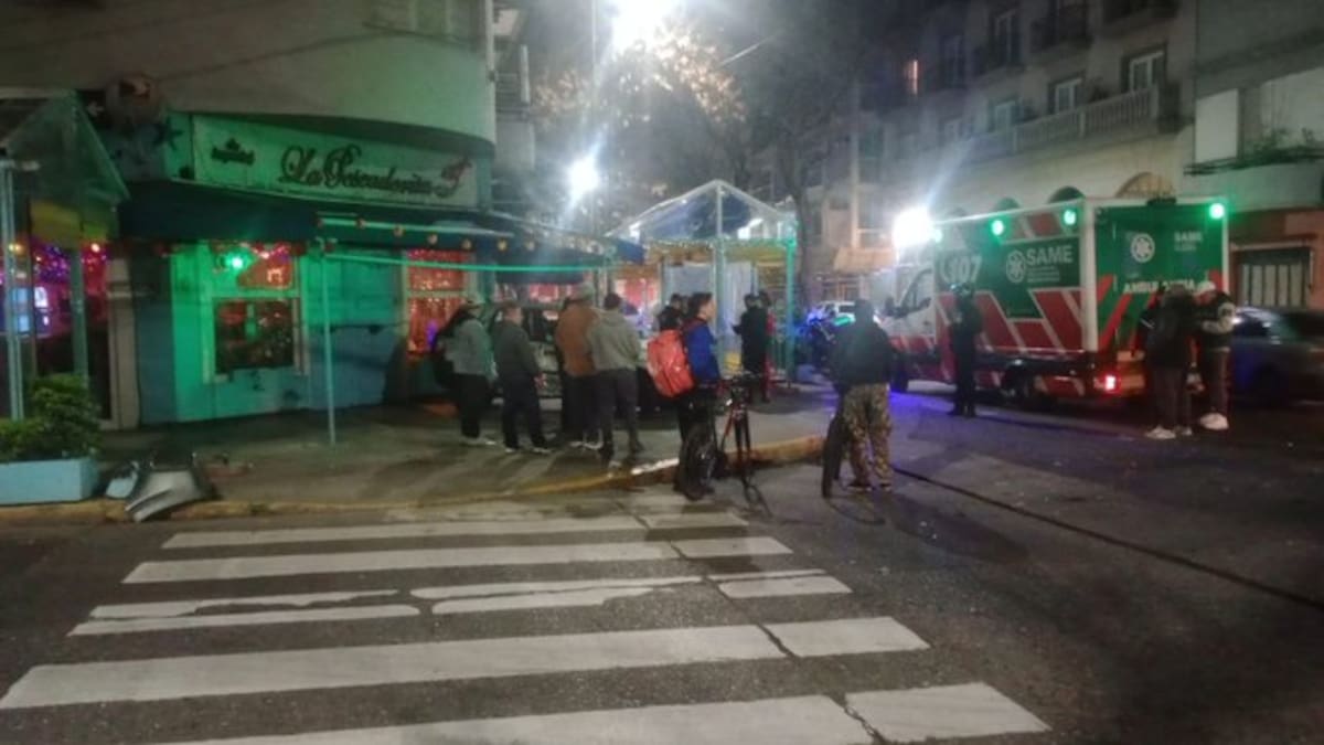 Choque y fuga en Palermo: una camioneta colisionó dos veces y el conductor dio positivo de alcoholemia