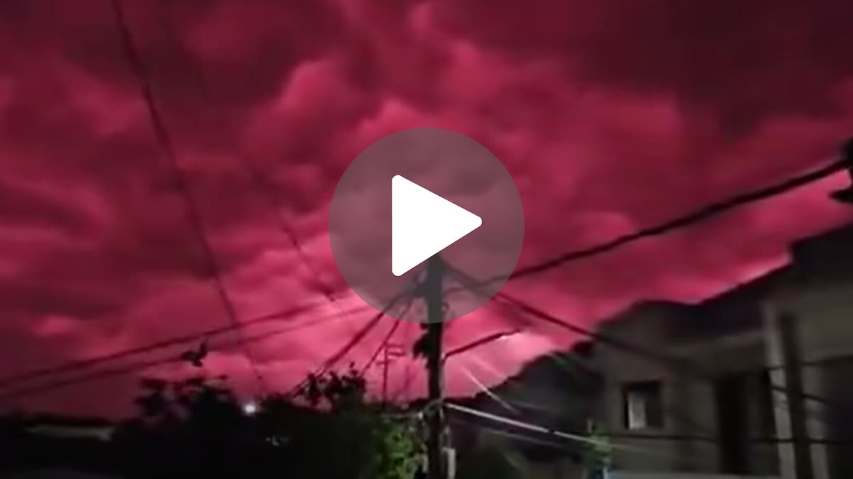 Impactante video: a días del terremoto en Colombia, un misterioso cielo rojo alarmó a vecinos de un municipio de Sucre
