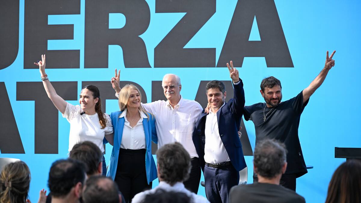 Cierre de campaña de Fuerza Patria.