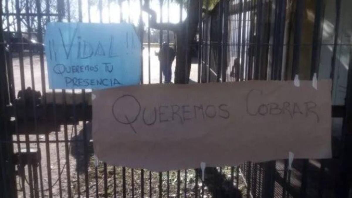 Cierre de papelera Ansabo en Quilmes