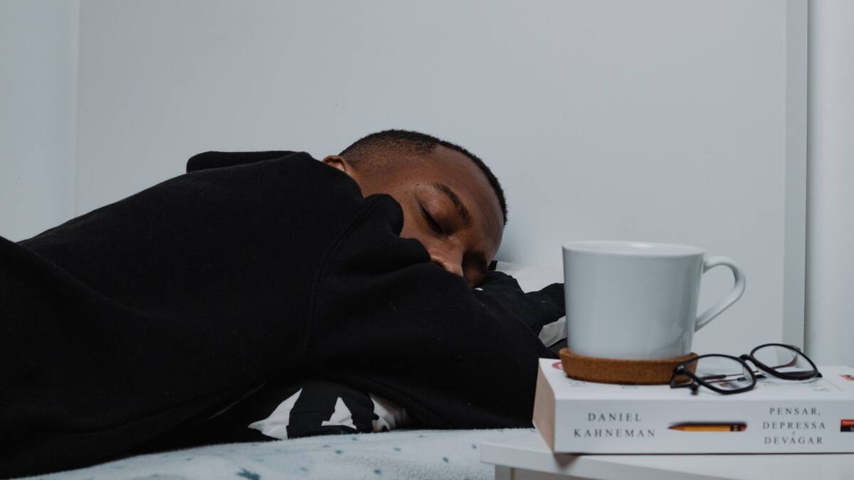 Ciertas bebidas ayudan con la conciliación del sueño. Foto: Unsplash.