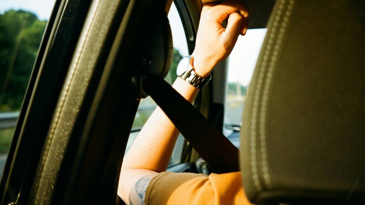 Cinturón de seguridad; auto; vehículo. Foto: Unsplash.