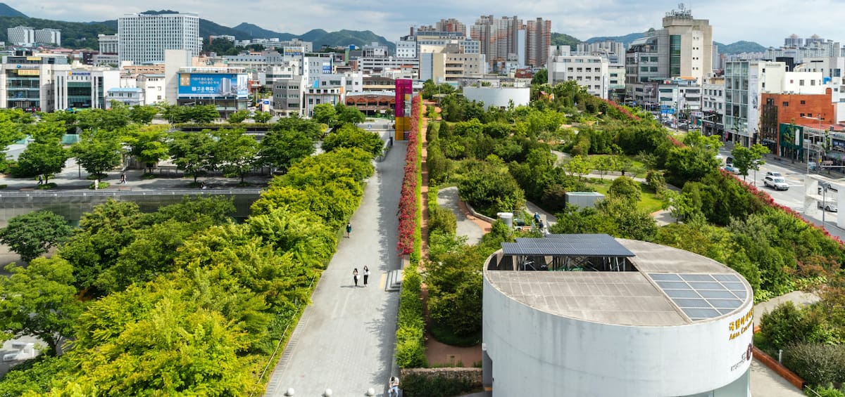 Ciudades inteligentes, sostenibles y verdes. Foto: Unsplash.