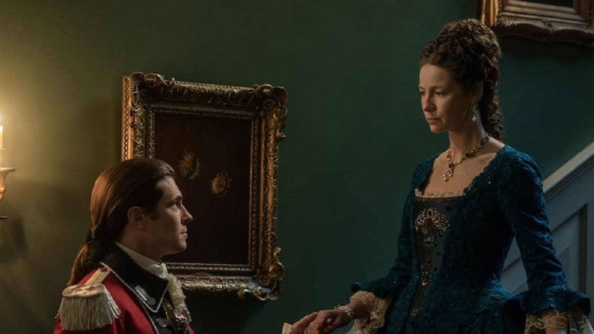 Claire y Lord John en la temporada 7. Foto: Starz