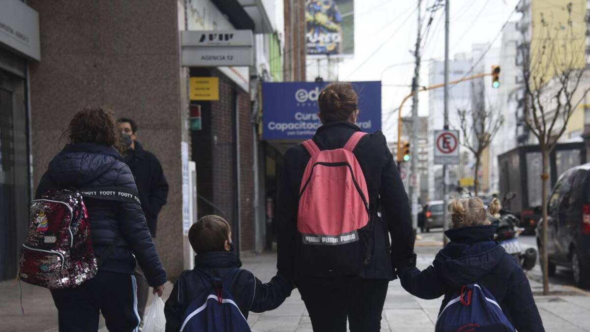 Clases presenciales en pandemia, Agencia NA