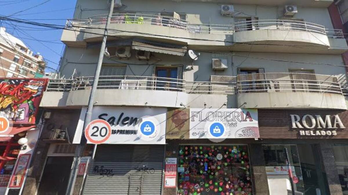 Clausuran un edificio por riesgo de derrumbe en Floresta. Foto: Captura de pantalla.