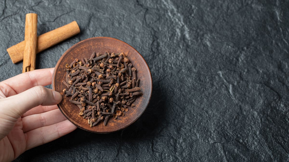 Para qué sirve el clavo de olor: 5 beneficios clave y cómo utilizarlo en casa