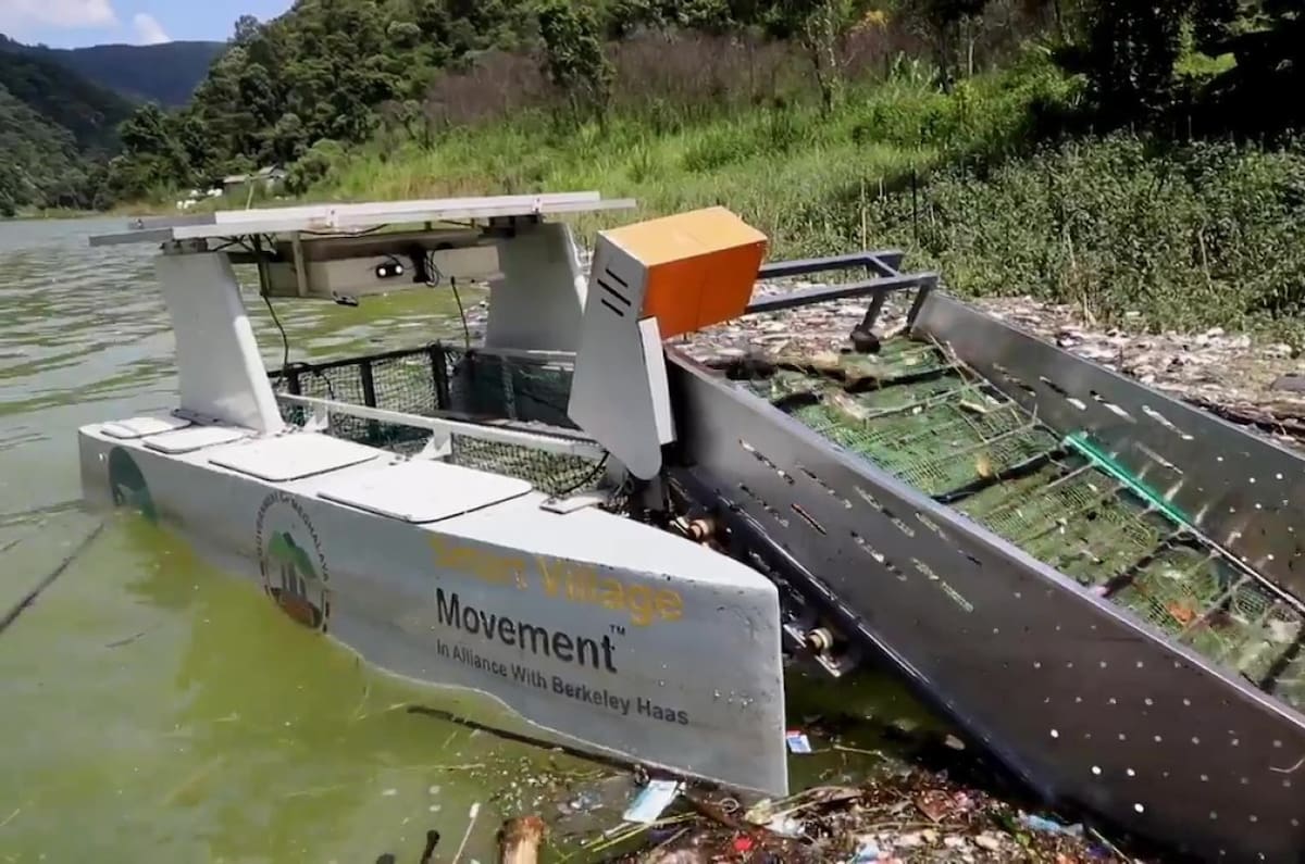 Clearbot, el robot recolector de basura creado en Hong Kong. Foto: Captura de video, Viory.