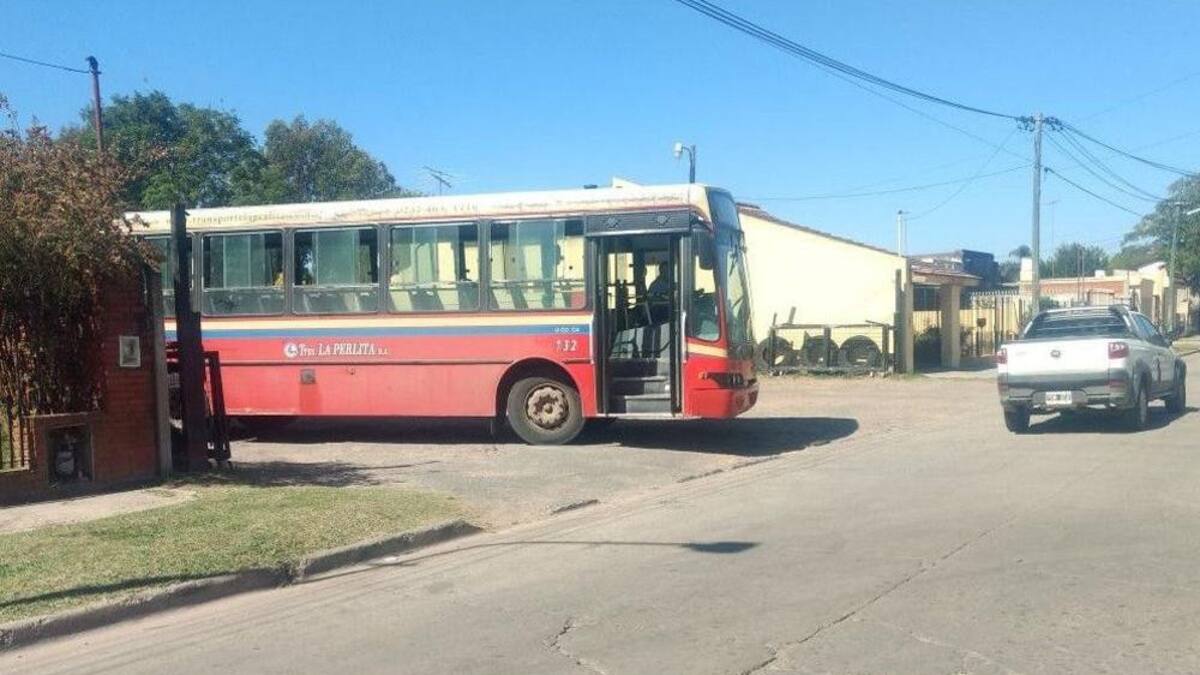 Colectivero agredido en Moreno - Inseguridad