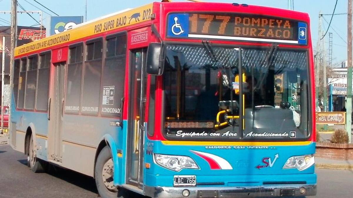 Colectivo línea 177, transporte público