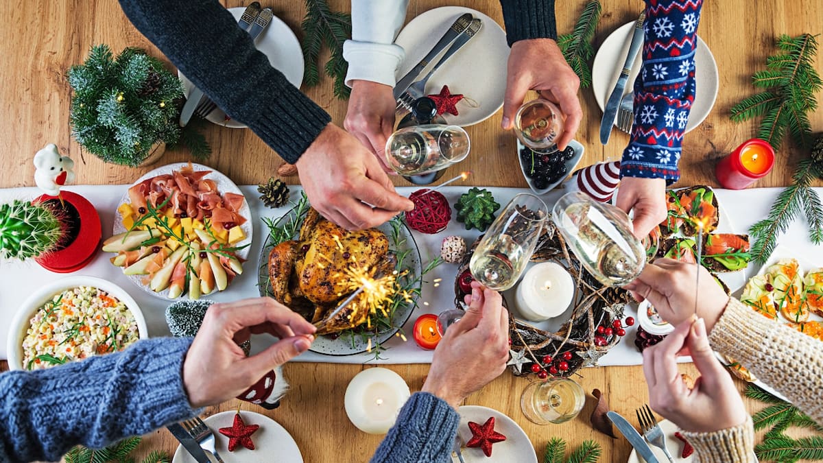 Consejos prácticos para disfrutar de unas fiestas saludables junto a tus seres queridos. Foto Unsplash