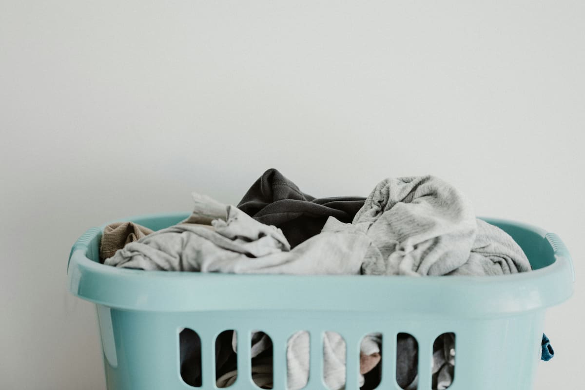 Cómo secar la ropa en invierno. Fuente: Unsplash.