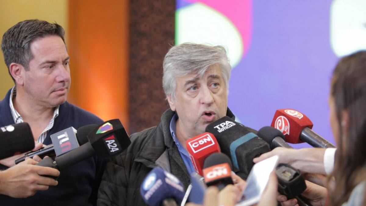 Conferencia de prensa de Armando Torres, jefe de campaña de Consenso Federal, PRENSA Consenso Federal