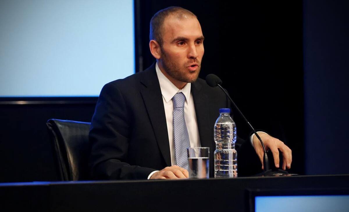 Conferencia de prensa de Martín Guzmán