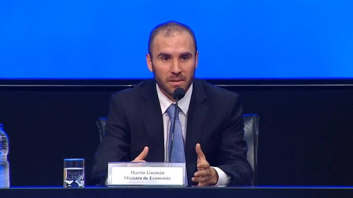 Conferencia de prensa de Martín Guzman