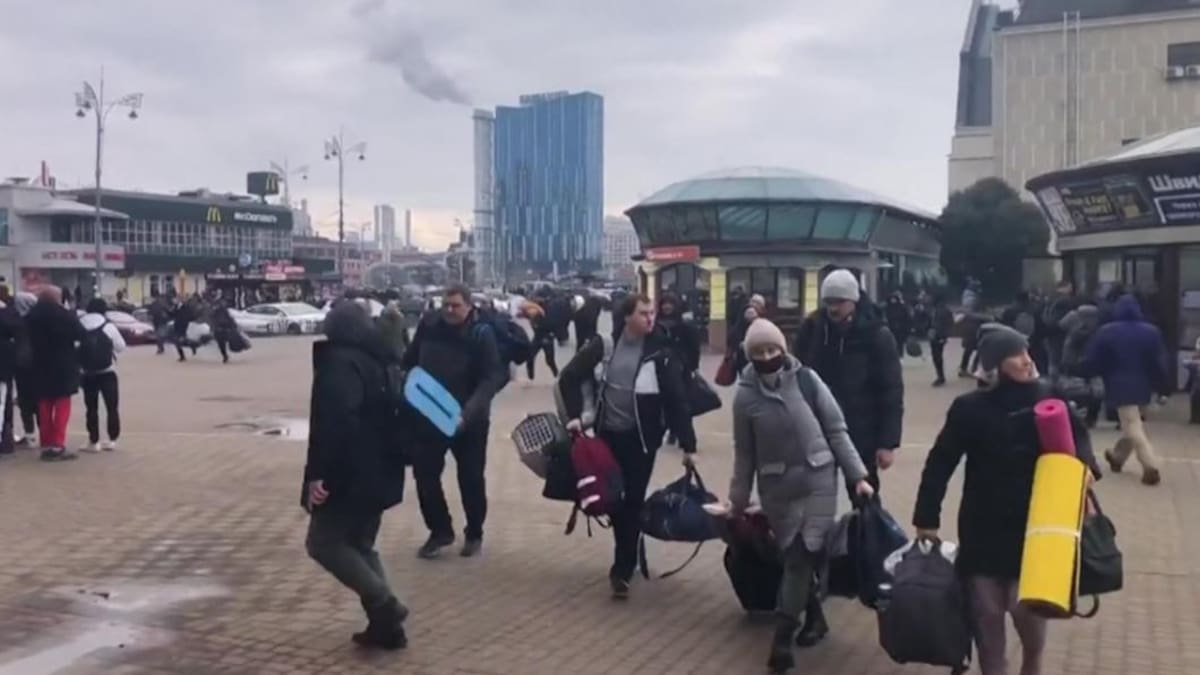 Conflicto entre Rusia y Ucrania, personas que emigran, NA