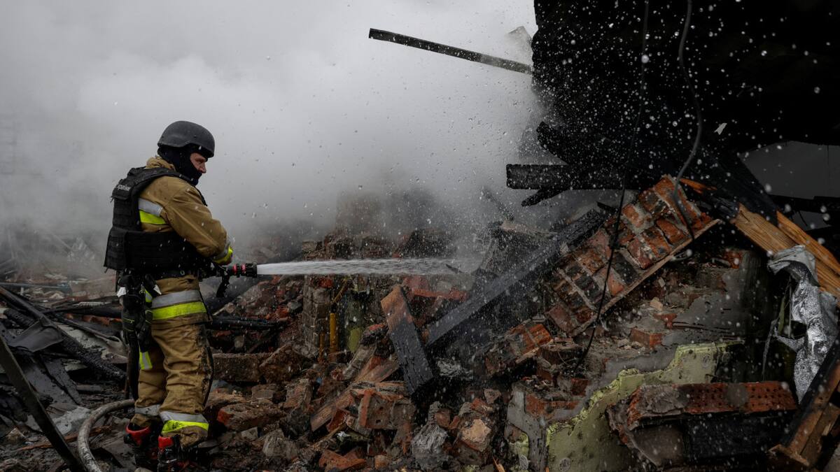 Consecuencias del ataque con drones rusos en Járkov. Foto: Reuters.