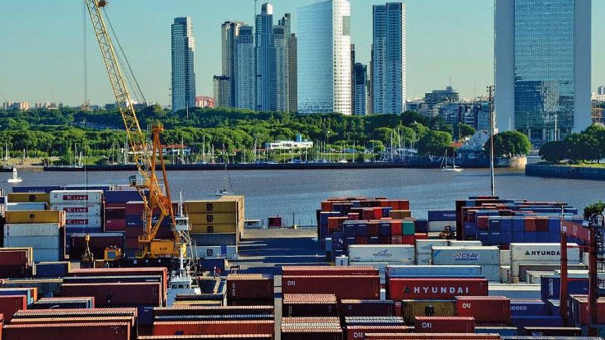 Containers en la Aduana