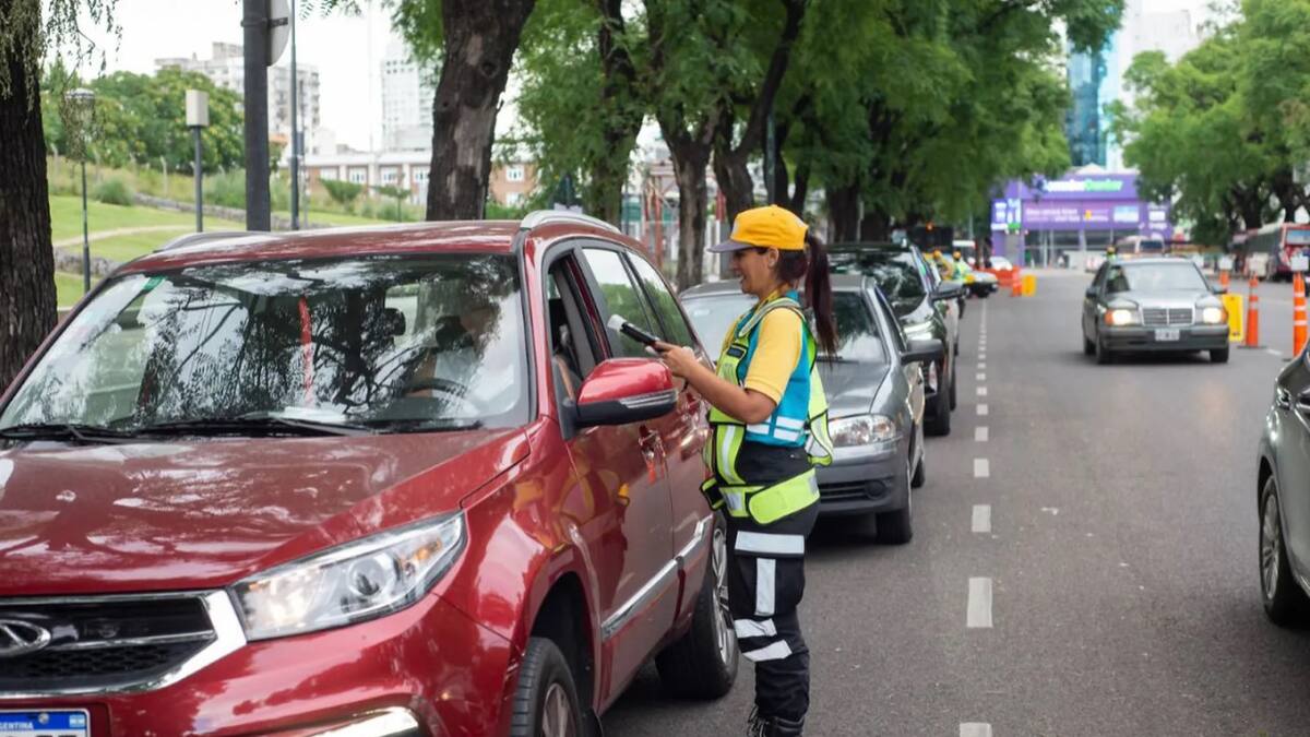 Control de tránsito; multas. Foto: Gobierno de la Ciudad