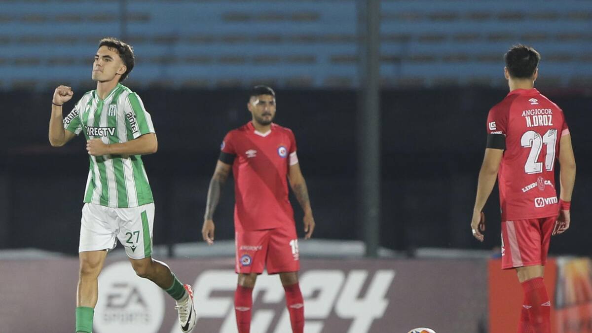 Copa Sudamericana, Racing de Montevideo vs. Argentinos Juniors. Foto: EFE.