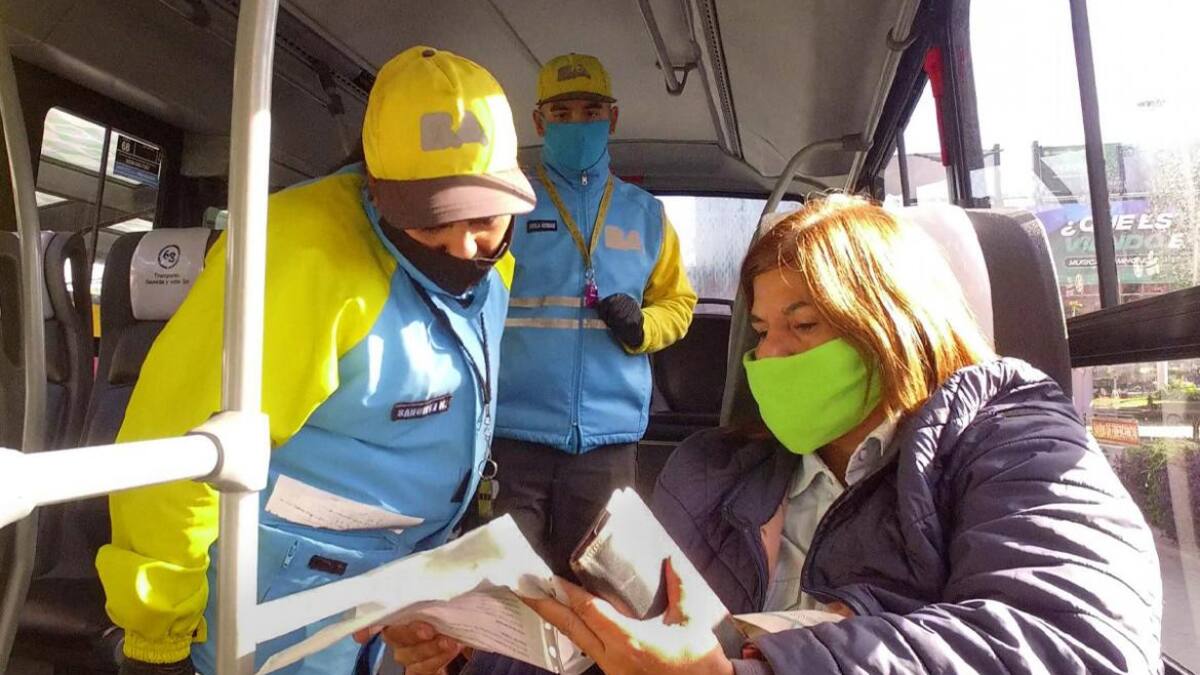 Coronavirus, Argentina, pandemia, controles en transporte público, NA