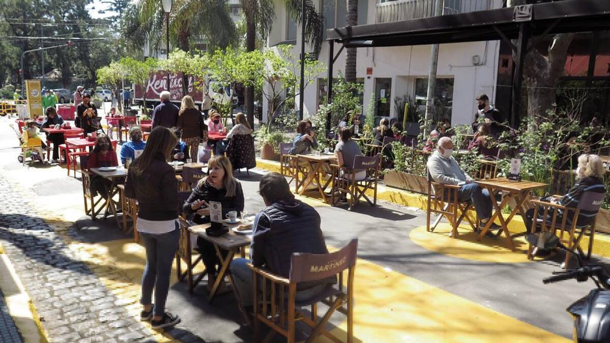 Coronavirus, Argentina, pandemia, gente en bares, NA