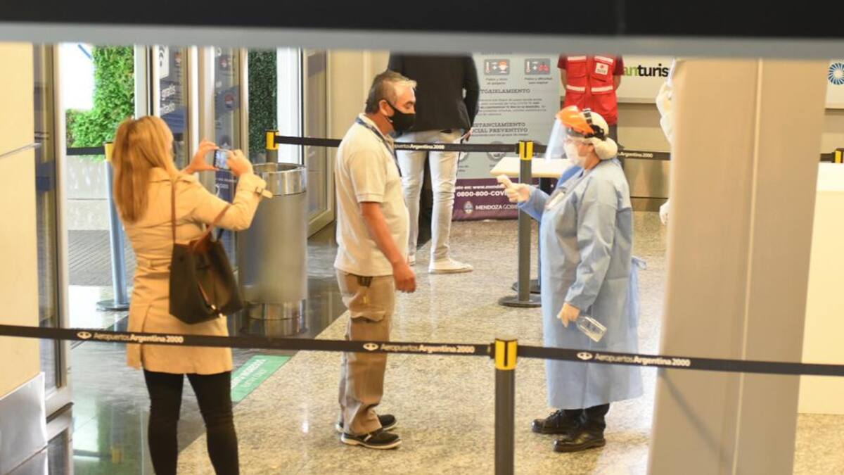 Coronavirus, Argentina, pandemia, viajes, testeos, NA
