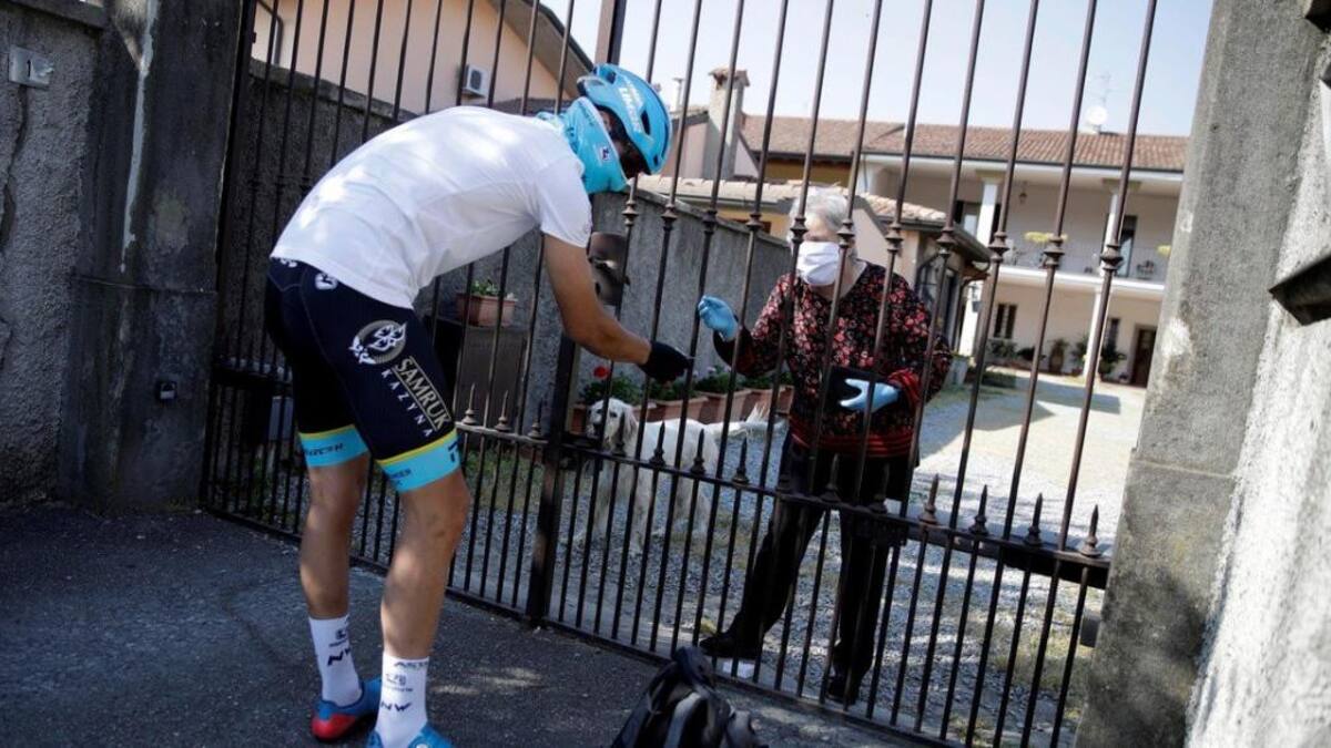Coronavirus, Italia, ciclista