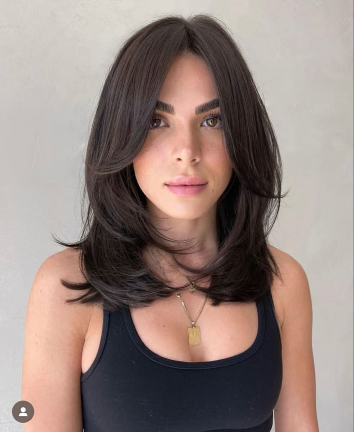 Corte de pelo lob en capas. Foto FREEPIK