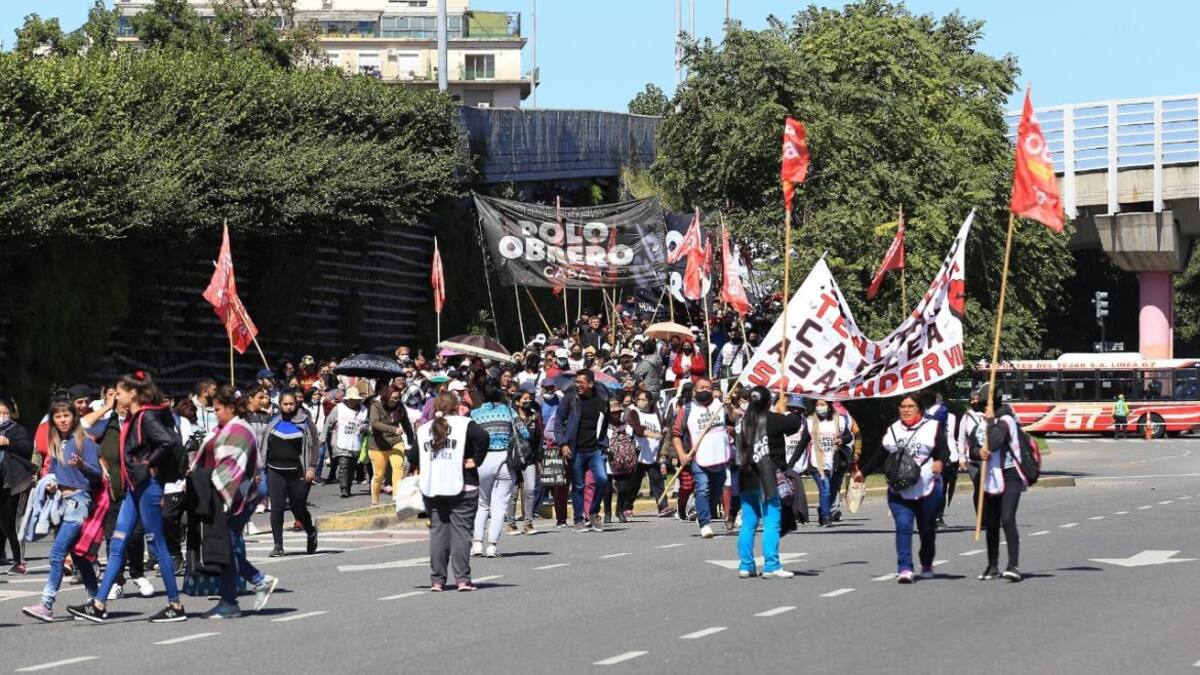 Caos en avenida 9 de Julio: organizaciones sociales piden por congelamiento de tarifas
