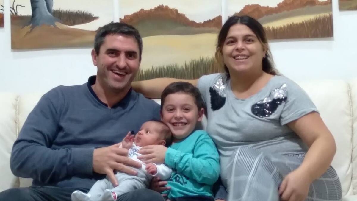 Crimen y suicidio en Tres Arroyos: la última foto en familia que compartieron en redes sociales antes del horror