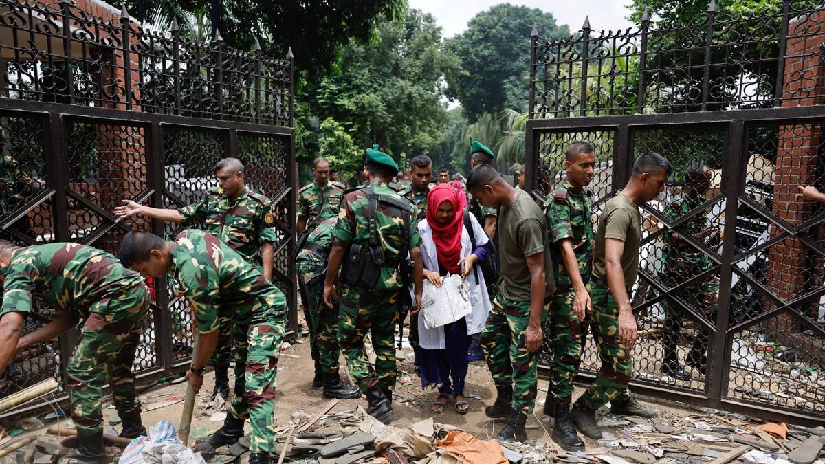 Bangladesh: se disolvió el Parlamento y esperan por la formación de un Gobierno interino en medio del caos