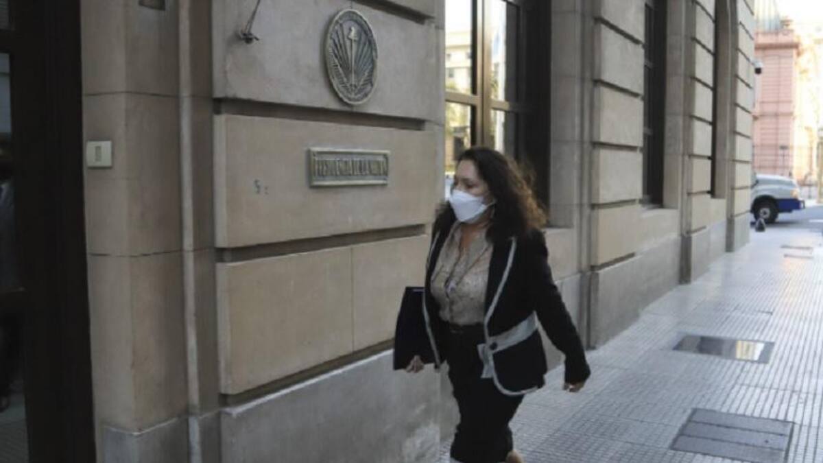 Cristina Caamaño, NA