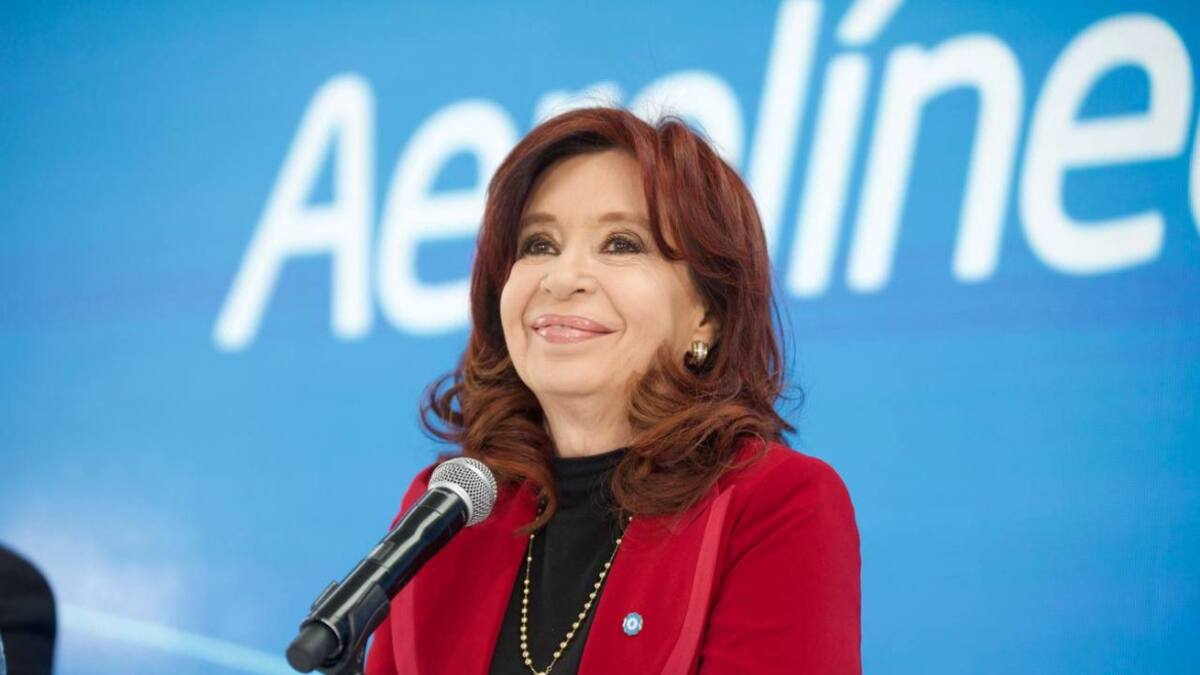 Cristina Kirchner en el acto de Aerolíneas Argentinas.