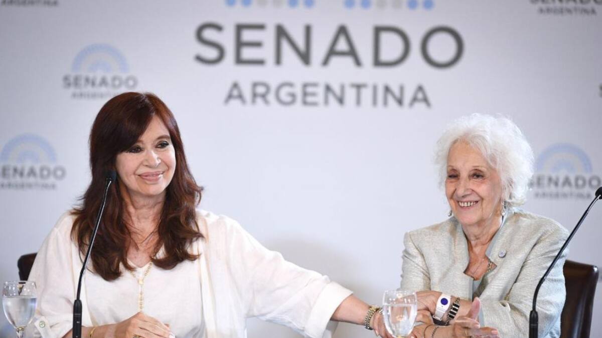 Cristina Kirchner y Estela de Carlotto. Foto: NA.