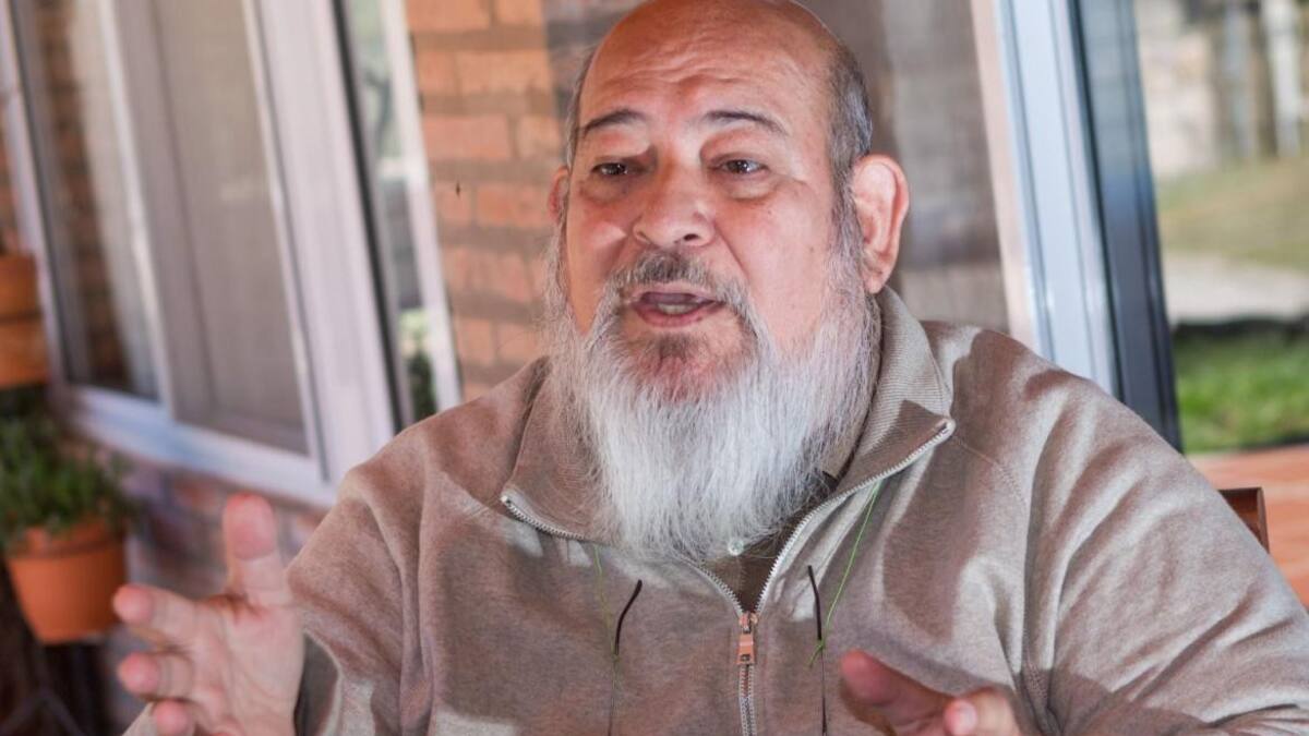 Cura a juicio por violación, Agustín Rosa