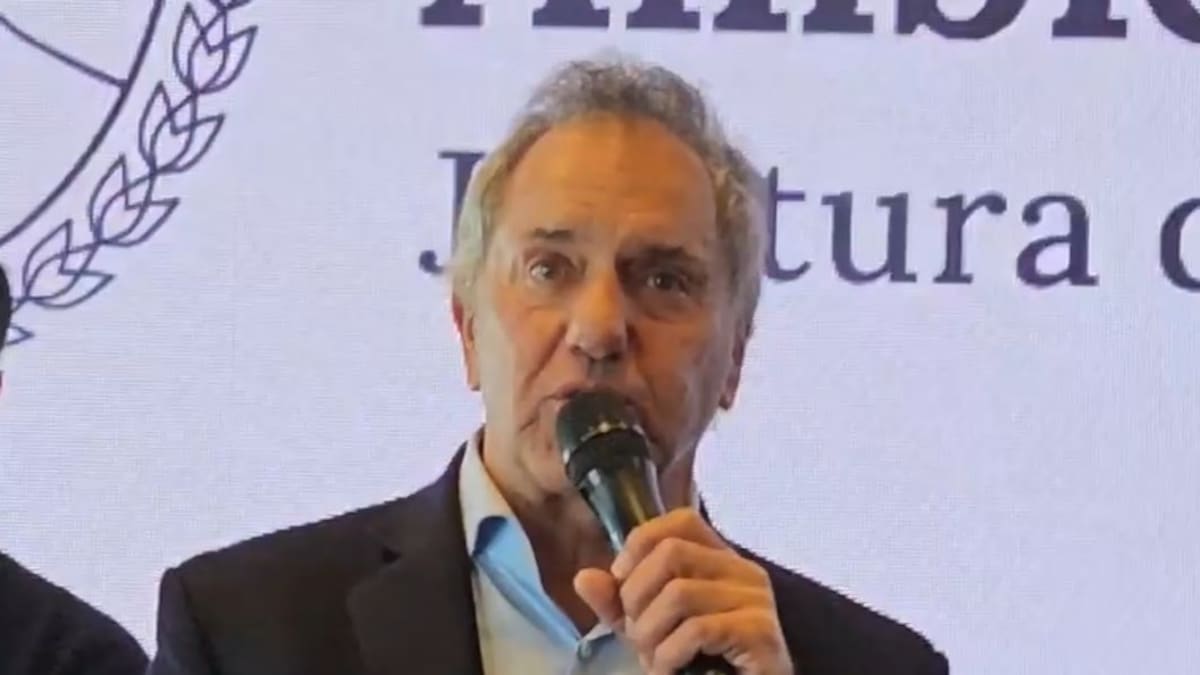 Daniel Scioli destacó la figura del joven ajedrecista Faustino Oro en Rosario: “Es una fuente de inspiración para los jóvenes”