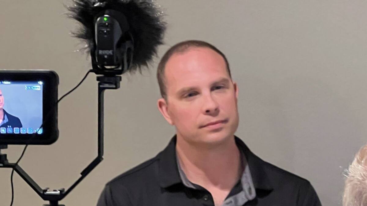 David Grusch. Foto: Twitter @el parisino